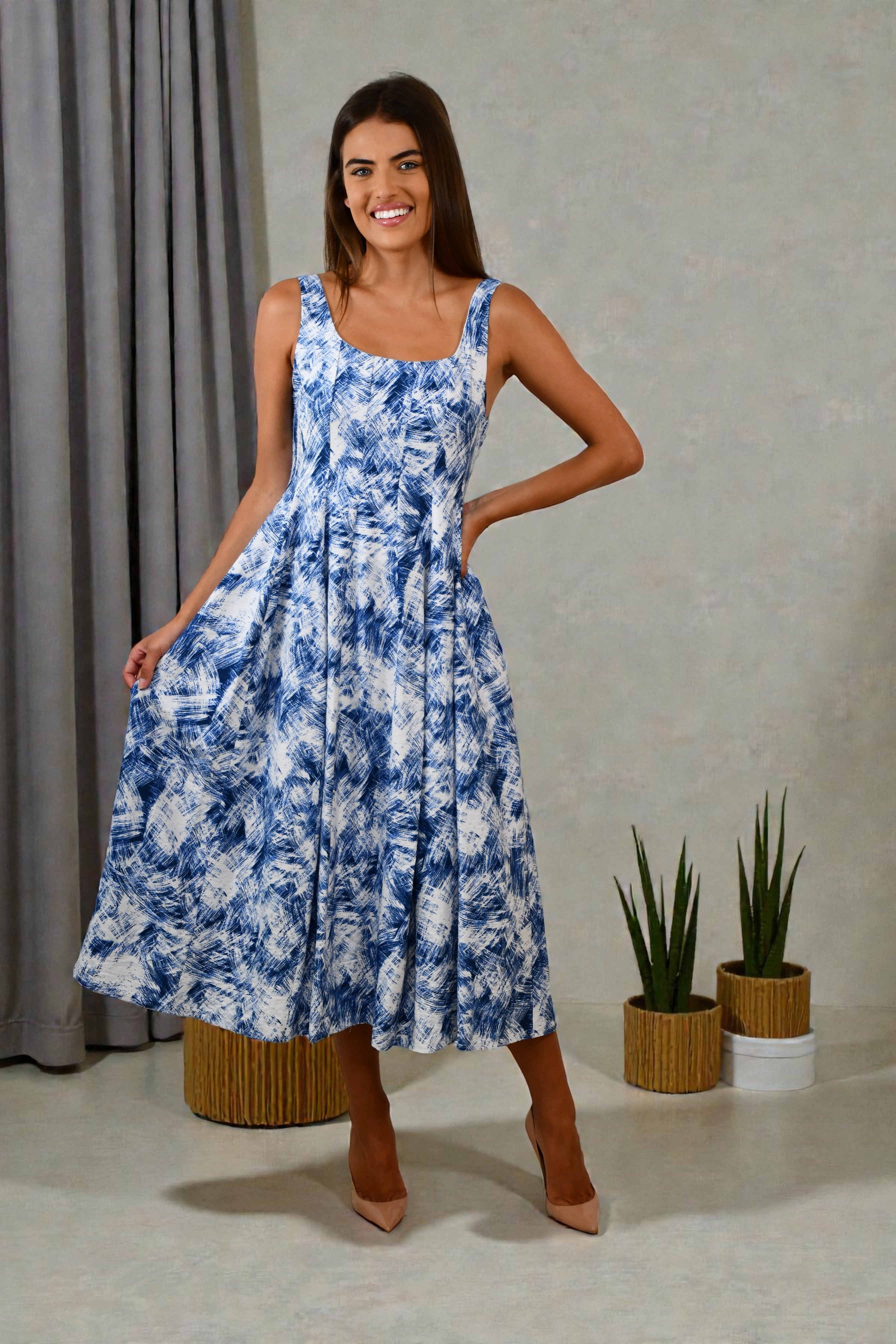 LA1313-6J Blue & White Abstract Print Midi Dress