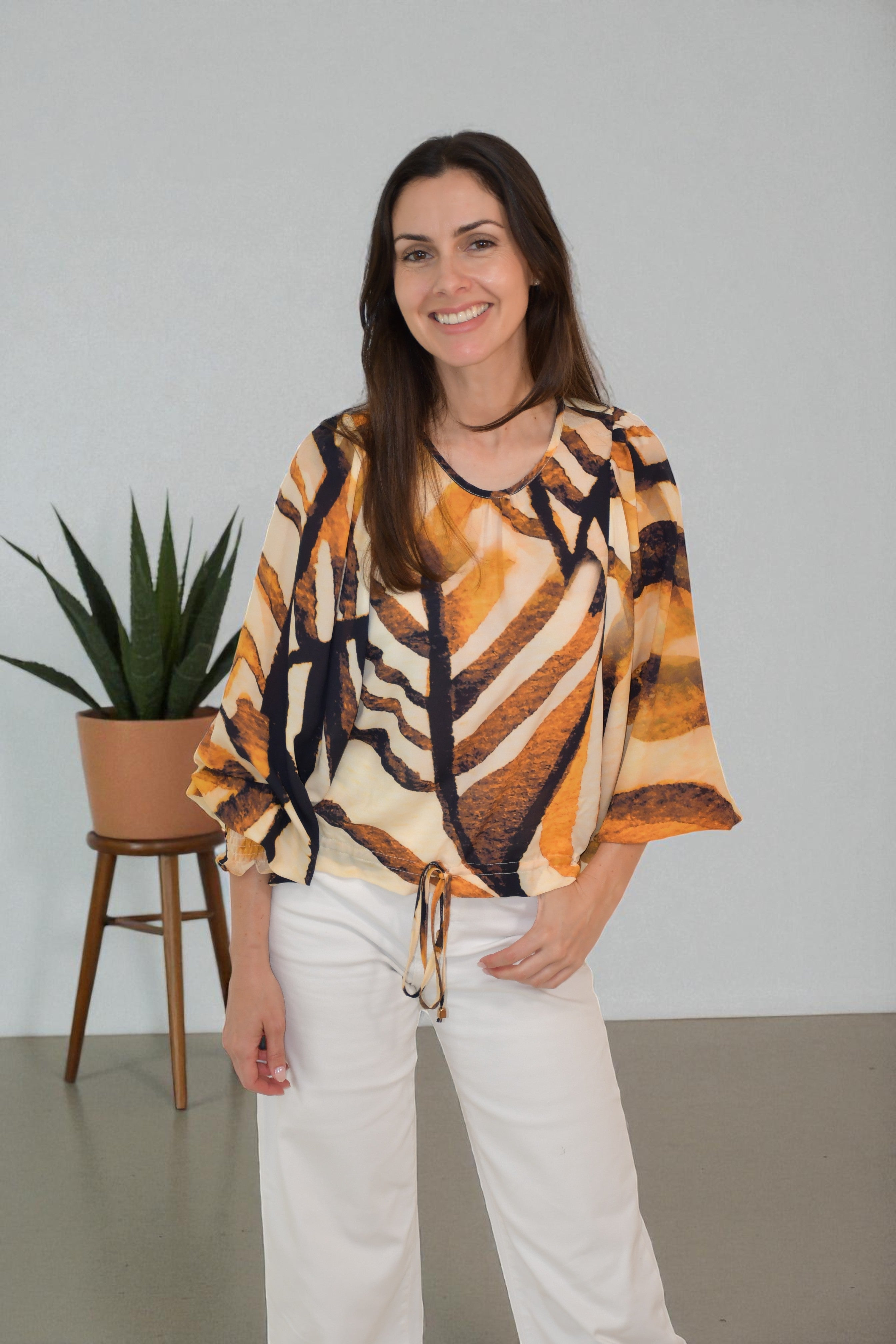 LA0967-9J Abstract Brushstroke Balloon Sleeve Blouse