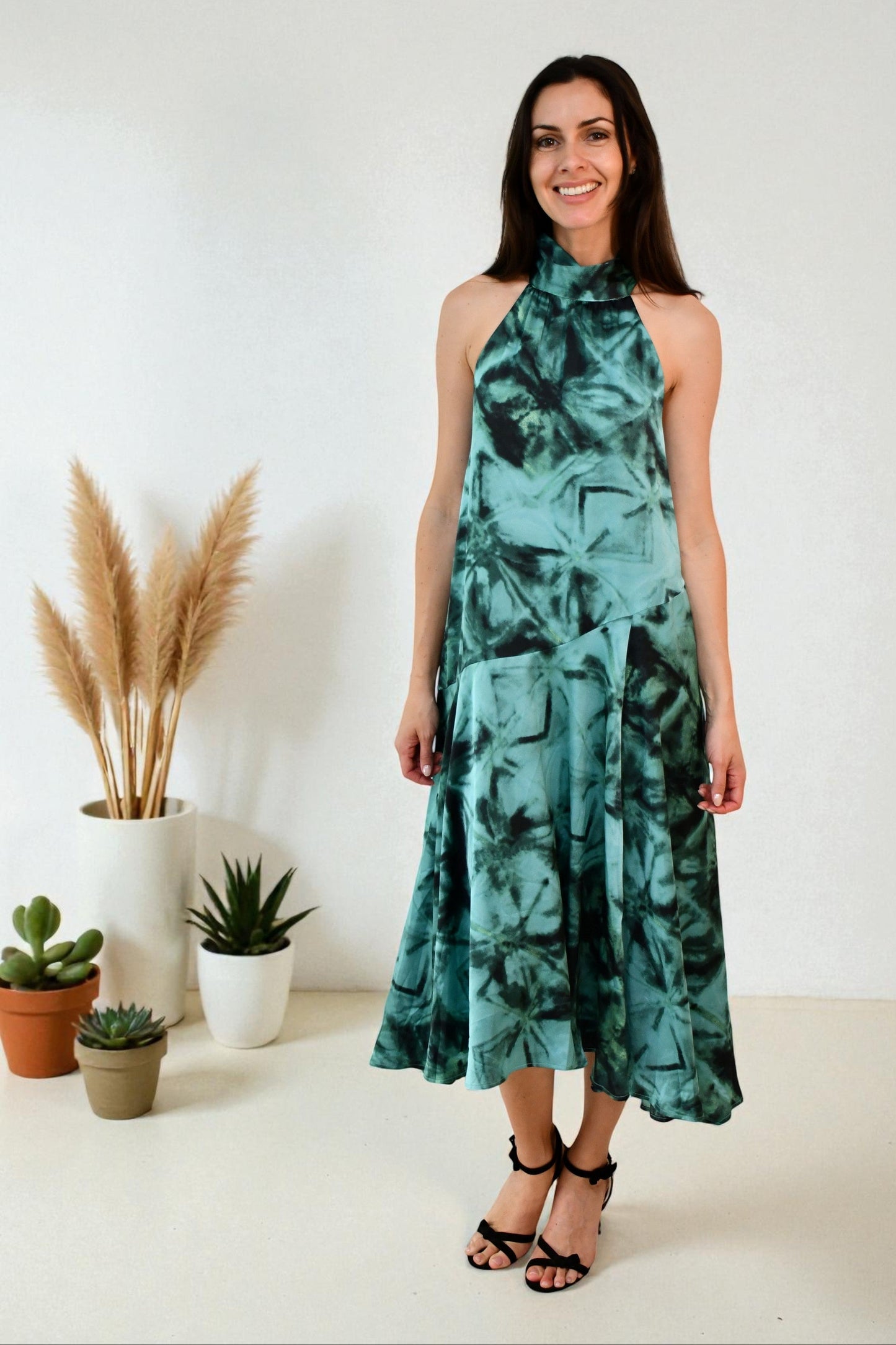 LX2508-4J Dream Halter Midi Dress - Green